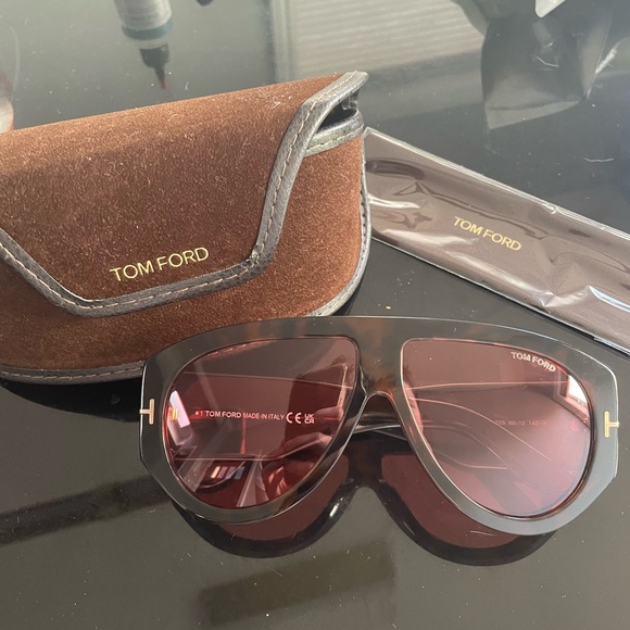 Tom Ford Accessories - Tom Ford Black and Brown Sunglasses